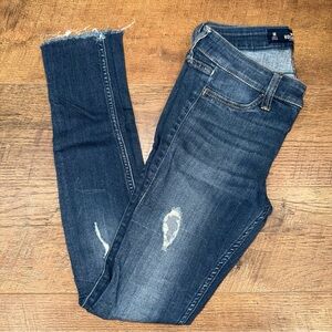 Hollister Low Rose Jean Legging Crop Advanced Stretch